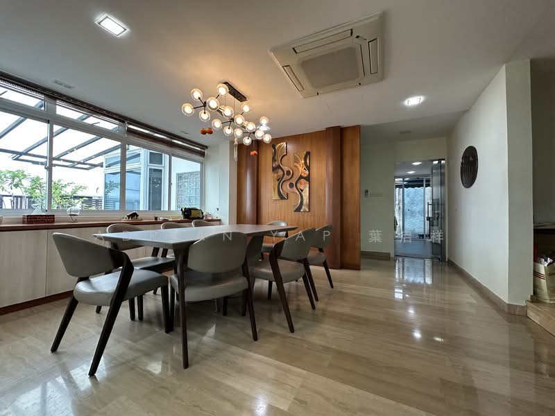 Freehold Semi-Detached, Bishan D20 (Wide/Squarish) Semi-Detached House For Sale at S$ 9,500,000 | PropertyGuru Singapore - Dining Room