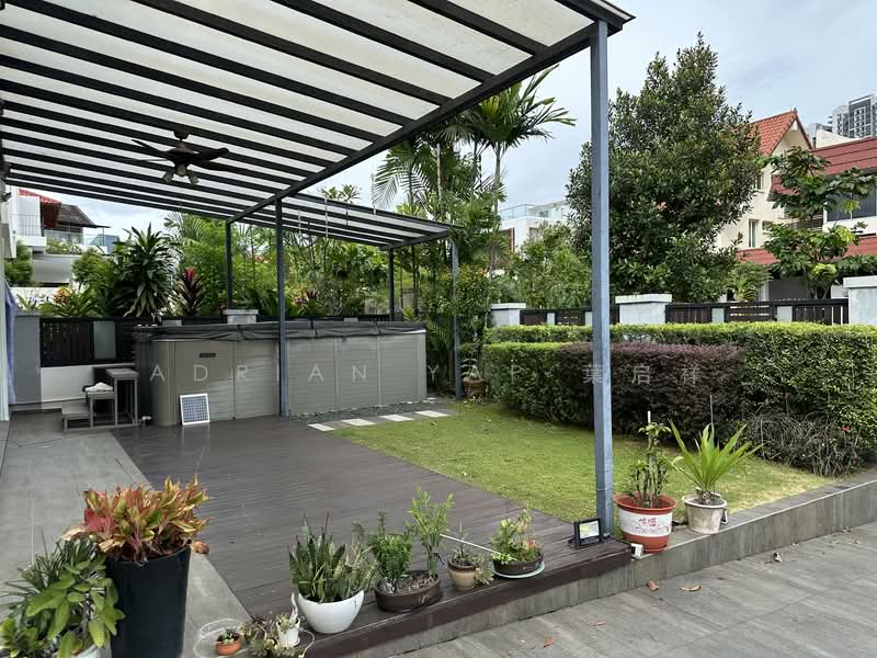 Freehold Semi-Detached, Bishan D20 (Wide/Squarish) Semi-Detached House For Sale at S$ 9,500,000 | PropertyGuru Singapore - Exterior