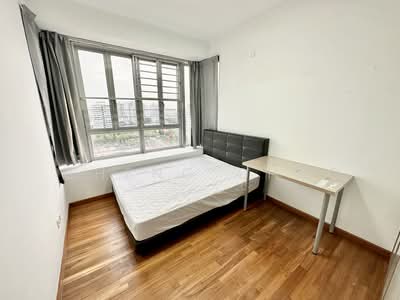 For Rent - Grandeur 8