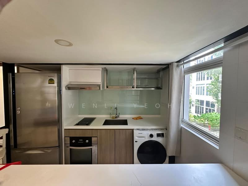 The Greenwich Condominium For Sale at S$ 850,000 | PropertyGuru Singapore - Kitchen