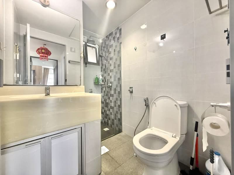 Parc Vista Condominium For Sale at S$ 1,300,000 | PropertyGuru Singapore