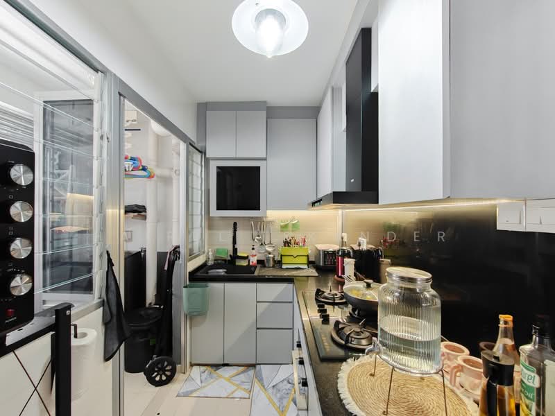 222A Sumang Lane HDB Flat For Sale at S$ 540,000 | PropertyGuru Singapore - Kitchen