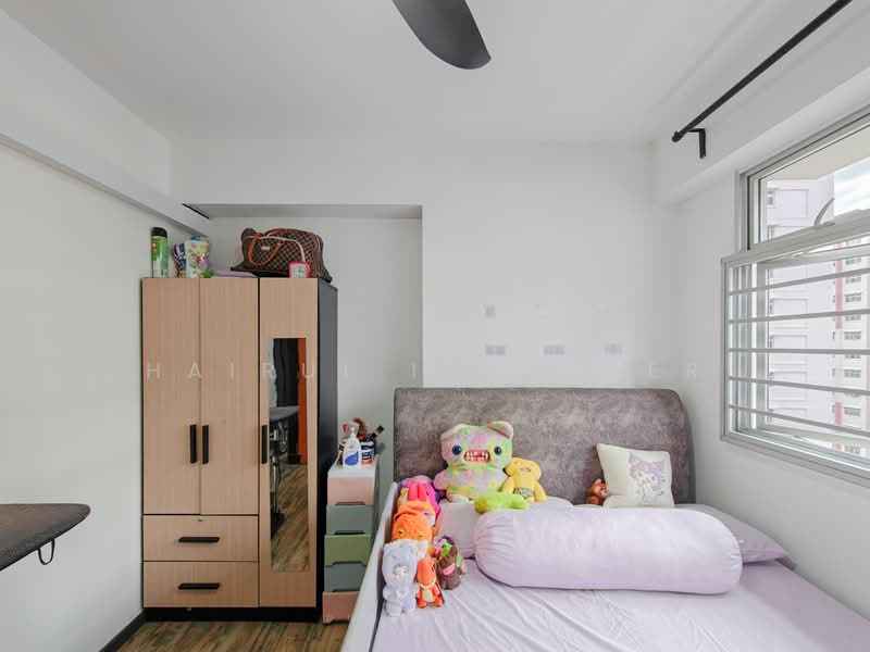 222A Sumang Lane HDB Flat For Sale at S$ 540,000 | PropertyGuru Singapore - Bedroom
