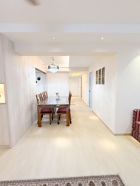 780 Pasir Ris Street 71 HDB Flat For Sale at S$ 999,999 | PropertyGuru Singapore - Dining Room