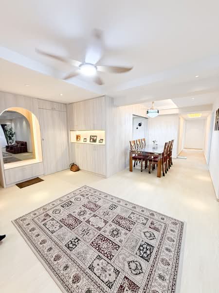 780 Pasir Ris Street 71 HDB Flat For Sale at S$ 999,999 | PropertyGuru Singapore - Living Room