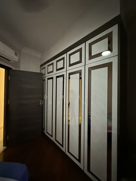 Crystal Rhu Apartment For Sale at S$ 2,950,000 | PropertyGuru Singapore - Interior