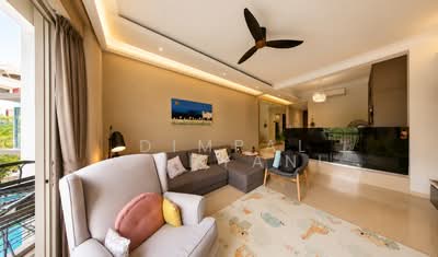For Sale - Crystal Rhu