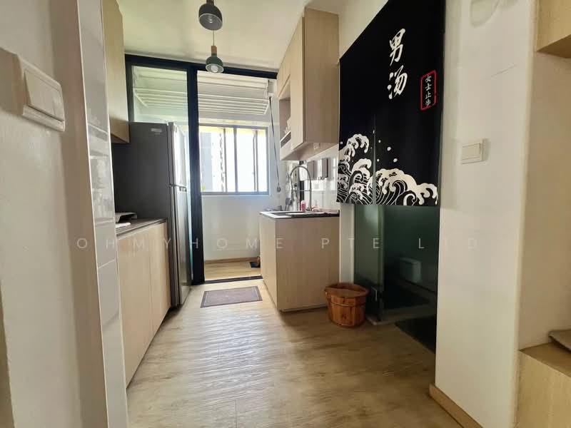 95 Dawson Road HDB Flat For Sale at S$ 688,000 | PropertyGuru Singapore - Kitchen
