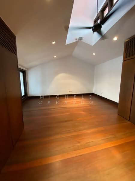 Kim Yam Road SOHO Shophouse, Kim yam road, 3 Bedrooms, 2,000 sqft, Conservation House For Rent, by Michele Cabasug, 500089338 - Interior - PropertyGuru.com.sg