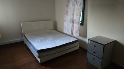 For Rent - 96B Henderson Road