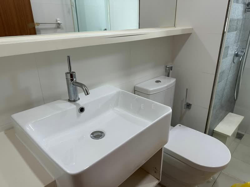Park Natura, 31 Bukit Batok East Avenue 6, 4 Bedrooms, 1,820 sqft, Condominium For Rent, by Zen Lee, 500089346 - Bathroom - PropertyGuru.com.sg