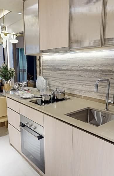 The Myst Condominium For Sale at S$ 1,700,000 | PropertyGuru Singapore - Kitchen