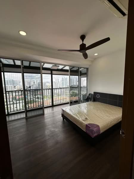 Platinum Edge Apartment For Sale at S$ 2,580,000 | PropertyGuru Singapore - Bedroom