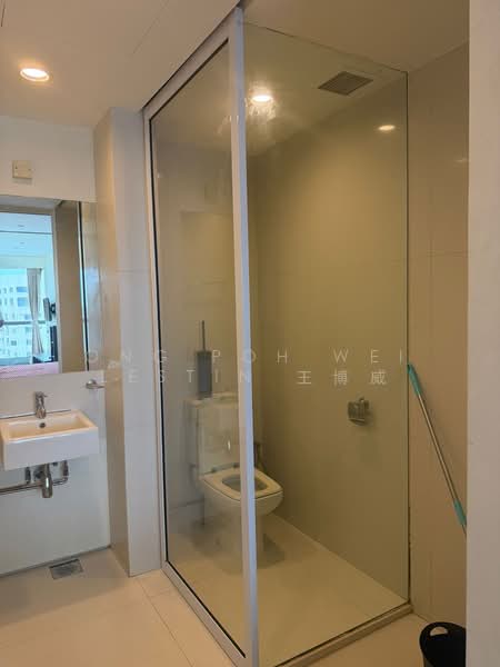 High Street Centre, 1 North Bridge Road, Studio, 592 sqft, Apartment For Rent, by Ong Poh Wei Lestin 王博威, 500089391 - Bathroom - PropertyGuru.com.sg