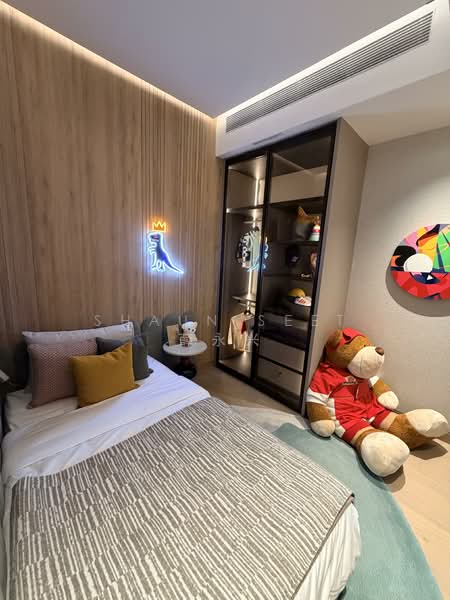 W Residences Marina View - Singapore Condominium For Sale at S$ 4,000,000 | PropertyGuru Singapore - Bedroom