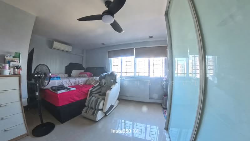 547 Pasir Ris Street 51 HDB Flat For Sale at S$ 950,000 | PropertyGuru Singapore - Bedroom
