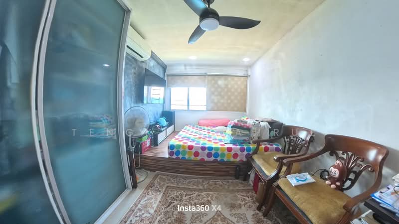 547 Pasir Ris Street 51 HDB Flat For Sale at S$ 950,000 | PropertyGuru Singapore - Bedroom 
