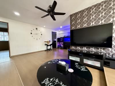 For Sale - 425 Yishun Avenue 11