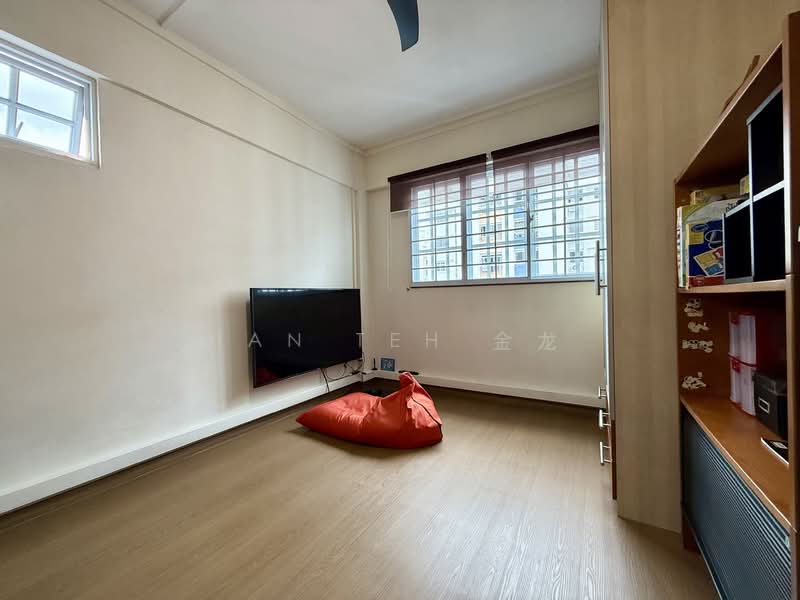 425 Yishun Avenue 11 HDB Flat For Sale at S$ 538,000 | PropertyGuru Singapore - Interior