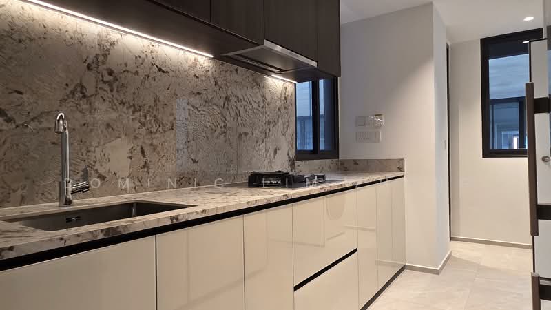 Tembusu Grand, 98 Jalan Tembusu, 3 Bedrooms, 1,173 sqft, Condominium For Rent, by Dominic Lim Zhong, 500089421 - Kitchen - PropertyGuru.com.sg