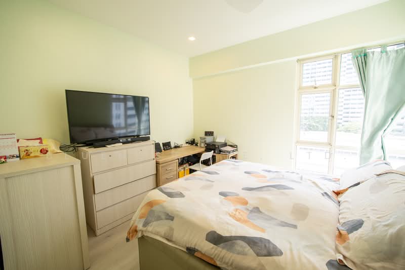 Oleander Towers Apartment For Sale at S$ 1,865,000 | PropertyGuru Singapore - Bedroom