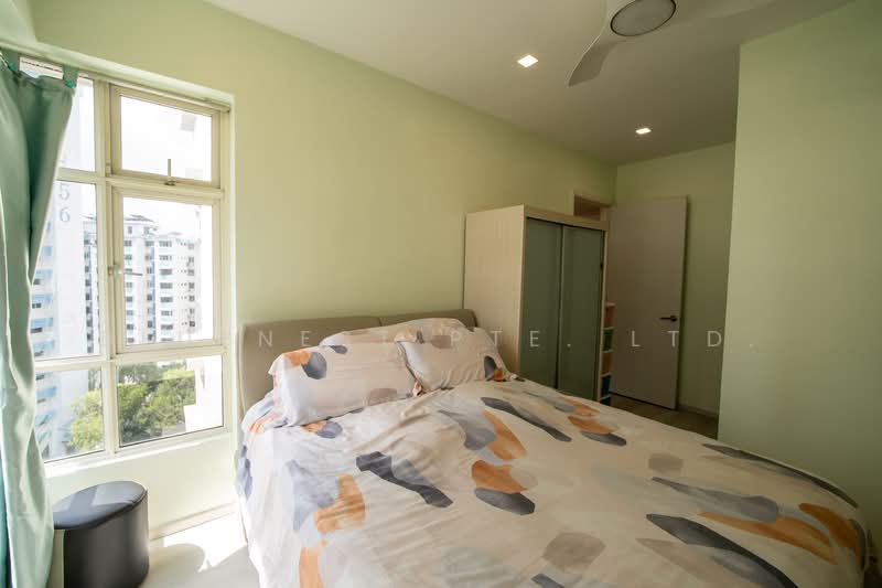 Oleander Towers Apartment For Sale at S$ 1,865,000 | PropertyGuru Singapore - Bedroom