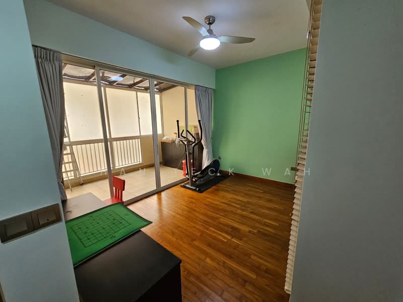 Luxus Hills Terraced House For Sale at S$ 4,950,000 | PropertyGuru Singapore - Balcony