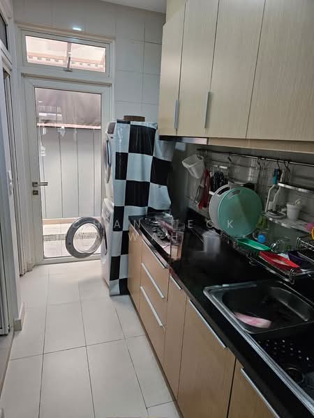 Luxus Hills Terraced House For Sale at S$ 4,950,000 | PropertyGuru Singapore - Kitchen