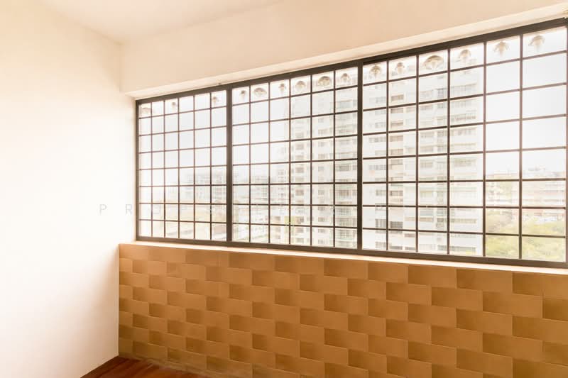 7 Haig Road HDB Flat For Sale at S$ 820,000 | PropertyGuru Singapore - Balcony