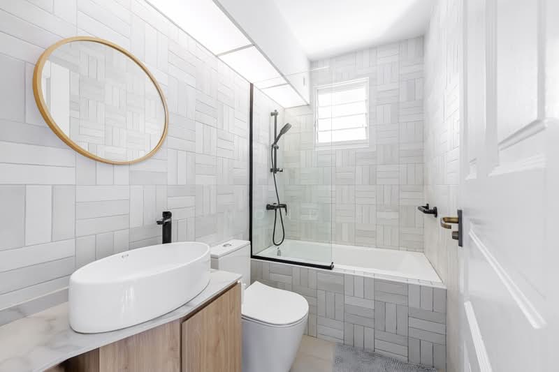 3B Upper Boon Keng Road HDB Flat For Sale at S$ 1,300,000 | PropertyGuru Singapore - Common Bathroom