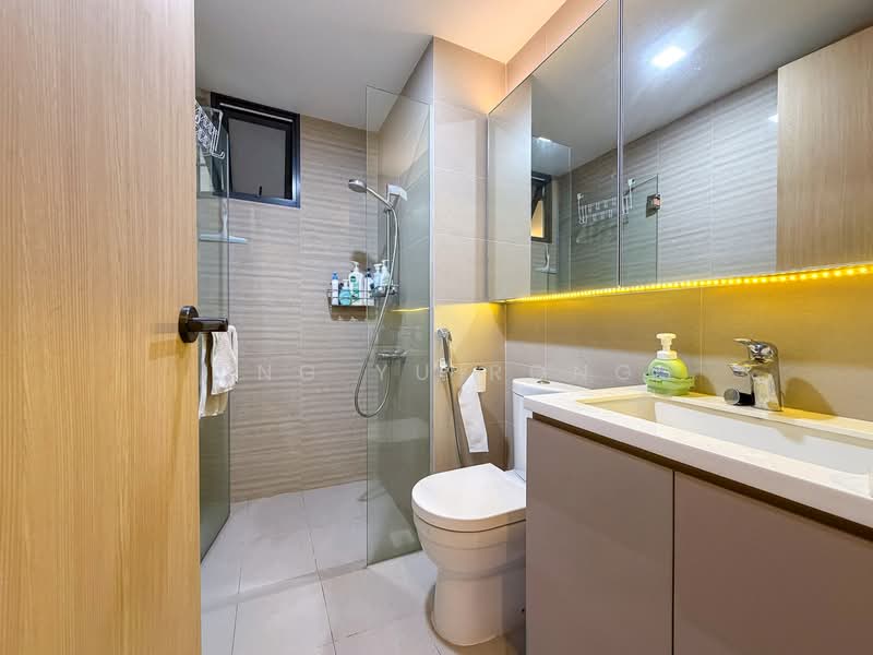 Wandervale, 357 Choa Chu Kang Avenue 3, 3 Bedrooms, 1,087 sqft, Executive Condominium For Rent, by Ong Yu Rong, 500089457 - Bathroom - PropertyGuru.com.sg