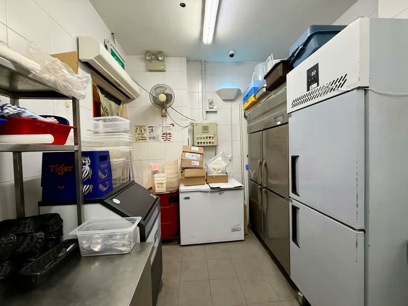 Kensington Square, 2 Jalan Lokam, 1,496 sqft, Food & Beverage For Rent, by Joe Tay, 500089474 - Kitchen - CommercialGuru.com.sg