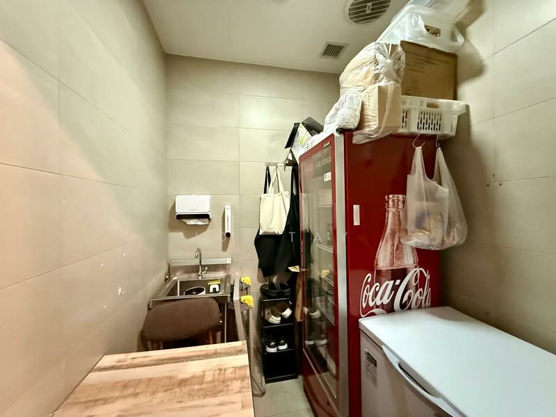Kensington Square, 2 Jalan Lokam, 1,496 sqft, Food & Beverage For Rent, by Joe Tay, 500089474 - Interior - CommercialGuru.com.sg