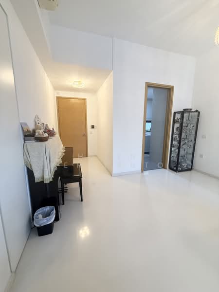 The Skywoods Condominium For Sale at S$ 2,380,000 | PropertyGuru Singapore - Interior