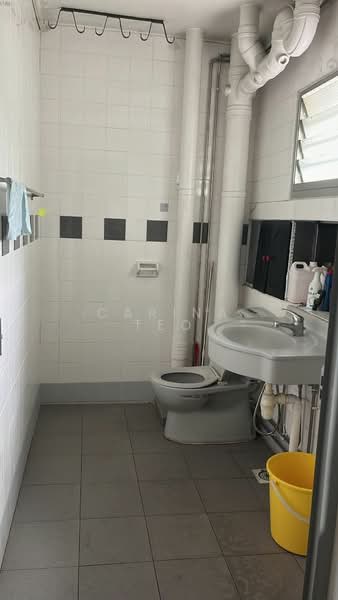 842 Jurong West Street 81, 842 Jurong West Street 81, Room Rental, 137 sqft, HDB Flat For Rent, by Carina Teo, 500089512 - Bathroom - PropertyGuru.com.sg