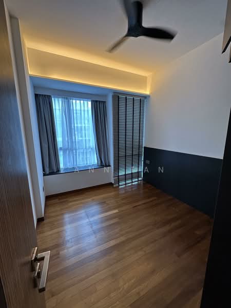 The Nexus Condominium For Sale at S$ 3,500,000 | PropertyGuru Singapore - Common Bedroom