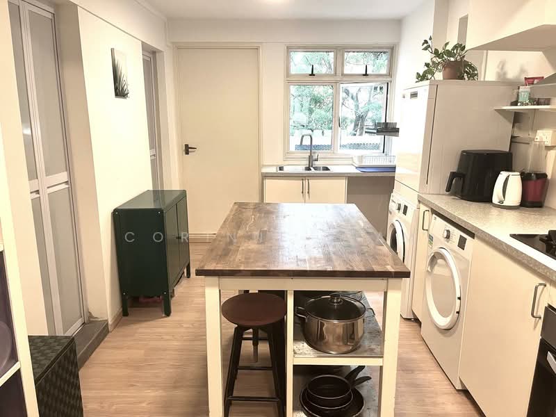 9 Holland Avenue HDB Flat For Sale at S$ 560,000 | PropertyGuru Singapore - Kitchen