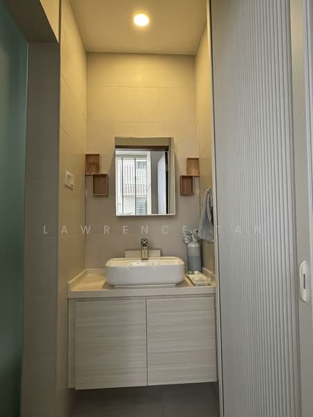 Residences @ Jansen Condominium For Sale at S$ 880,000 | PropertyGuru Singapore - Bathroom