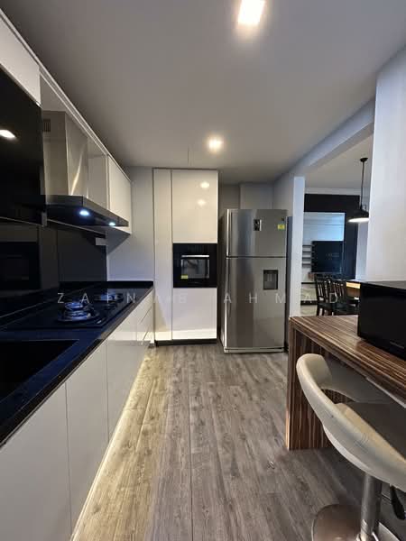 Rivervale Crest Condominium For Sale at S$ 1,350,000 | PropertyGuru Singapore - Kitchen