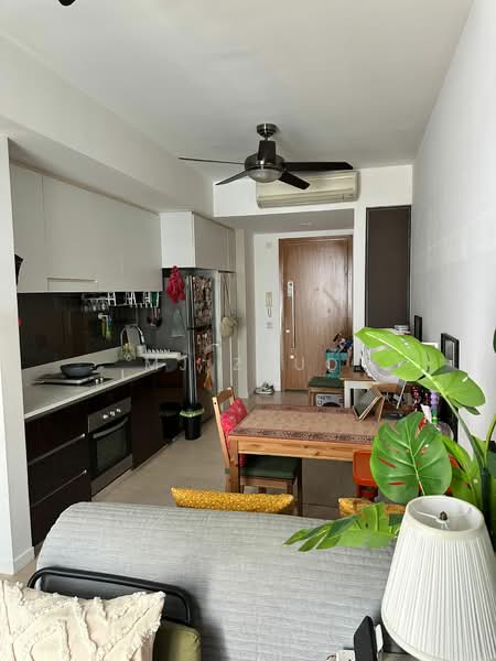 Waterbank at Dakota, 25 Dakota Crescent, 1 Bedroom, 484 sqft, Condominium For Rent, by MJ Zhuo, 500089572 - Kitchen - PropertyGuru.com.sg