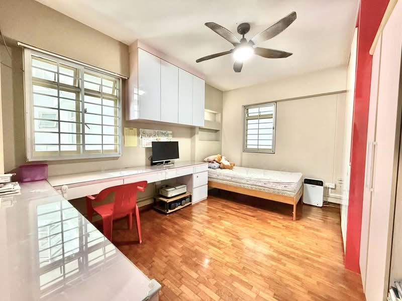 For Sale - 132 Edgedale Plains