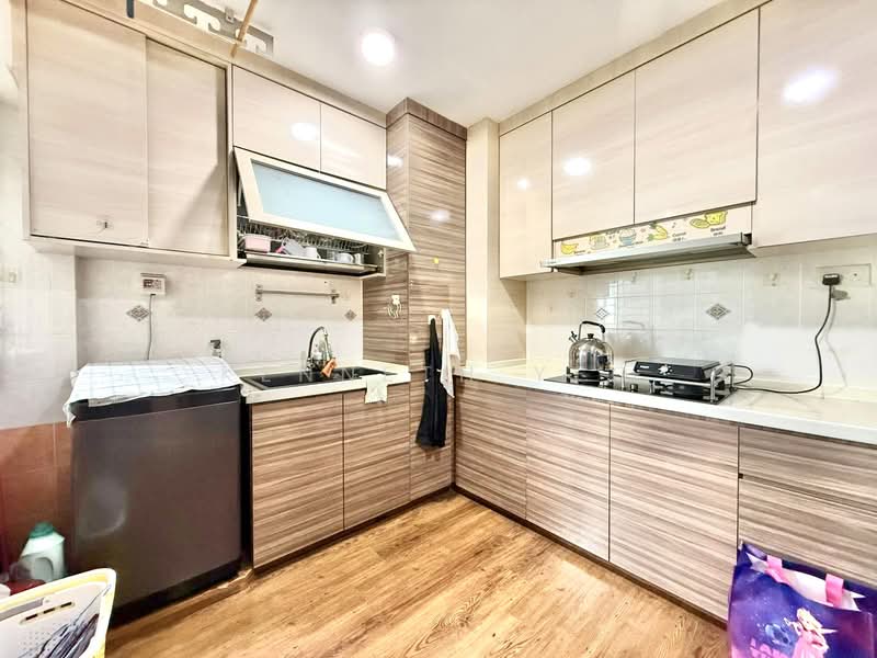 For Sale - 132 Edgedale Plains