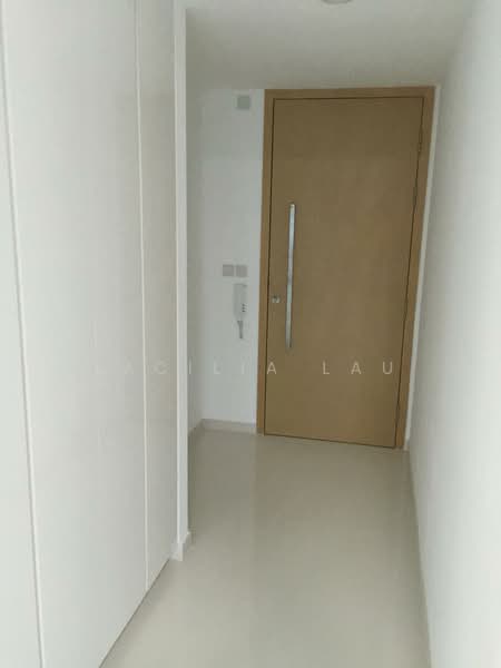 Eight Courtyards, 2 Canberra Drive, 2 Bedrooms, 753 sqft, Condominium For Rent, by Lacilia Lau, 500089587 - Entrance - PropertyGuru.com.sg