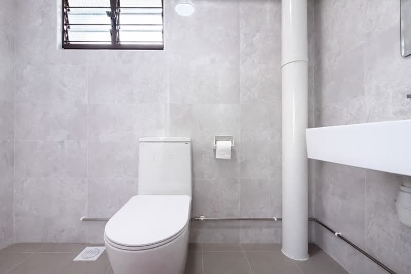 167 Hougang Avenue 1 HDB Flat For Sale at S$ 848,000 | PropertyGuru Singapore - Bathroom