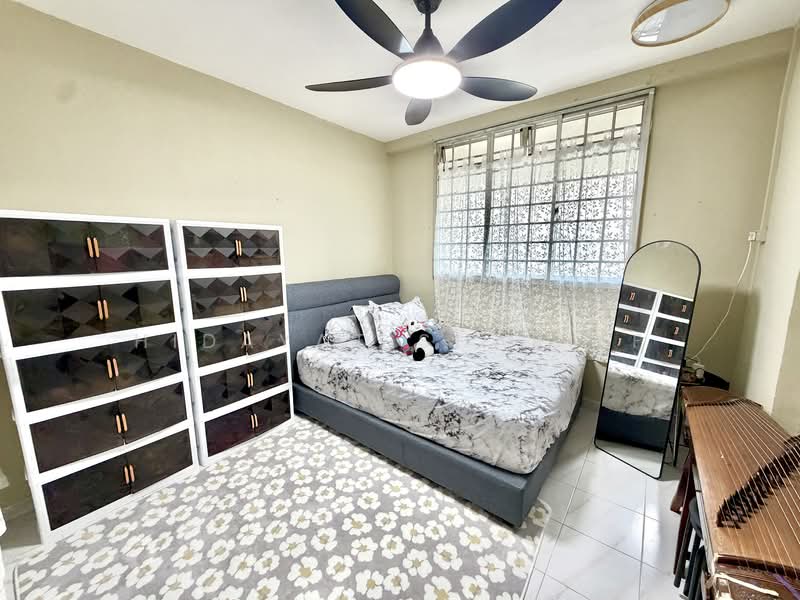 149 Bedok Reservoir Road HDB Flat For Sale at S$ 590,000 | PropertyGuru Singapore - Bedroom