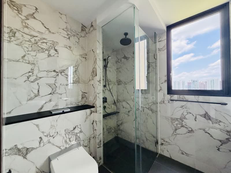 Tembusu Grand, 94 Jalan Tembusu, 5 Bedrooms, 1,711 sqft, Condominium For Rent, by Tracy Teo, 500089622 - Bathroom - PropertyGuru.com.sg