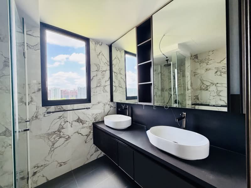 Tembusu Grand, 94 Jalan Tembusu, 5 Bedrooms, 1,711 sqft, Condominium For Rent, by Tracy Teo, 500089622 - Bathroom - PropertyGuru.com.sg