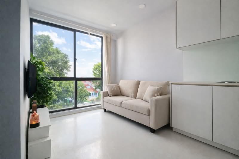 One Robey Condominium For Sale at S$ 888,888 | PropertyGuru Singapore - Living Room