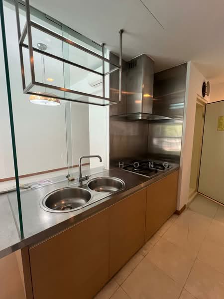Icon, 10 Gopeng Street, 2 Bedrooms, 915 sqft, Apartment For Rent, by Amy Chong, 500089648 - Kitchen - PropertyGuru.com.sg