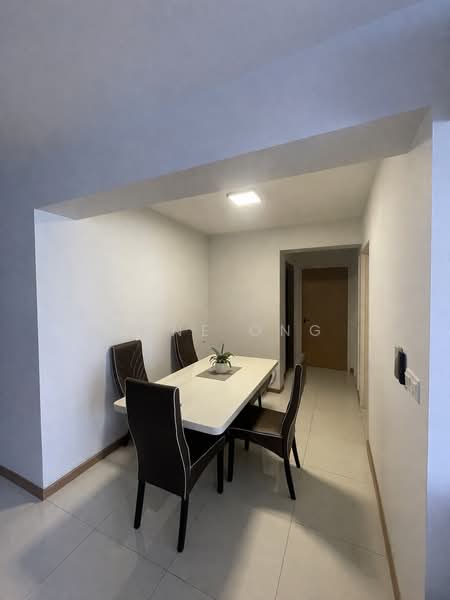 619A Tampines Street 61 HDB Flat For Sale at S$ 850,000 | PropertyGuru Singapore - Dining Room